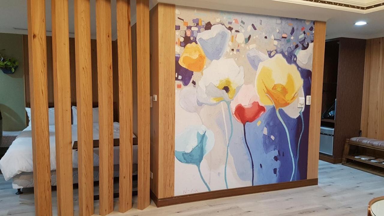 雲雀高樓景觀公寓 Taichung Extérieur photo