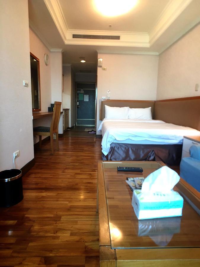 雲雀高樓景觀公寓 Taichung Extérieur photo